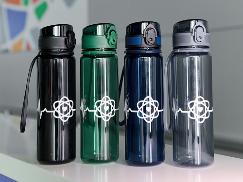 Бутылка для воды «Атомная любовь» 