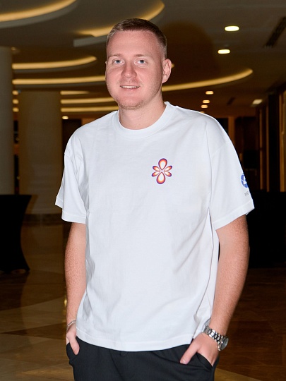 Футболка оверсайз "Вдохновение" (белая)